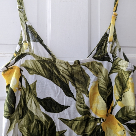 H&M Lemon Leaf Romper - Picture 5 of 6